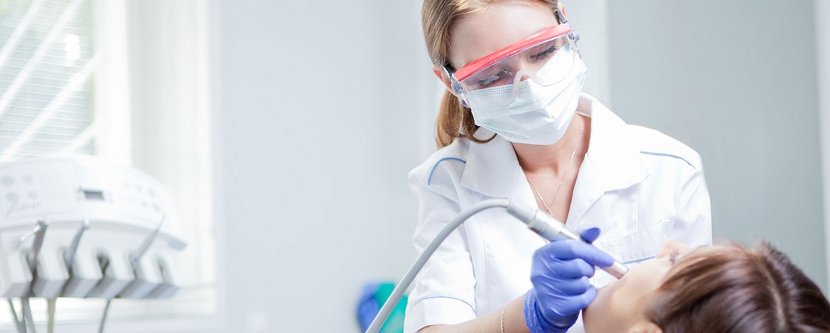 Протезирование зубов